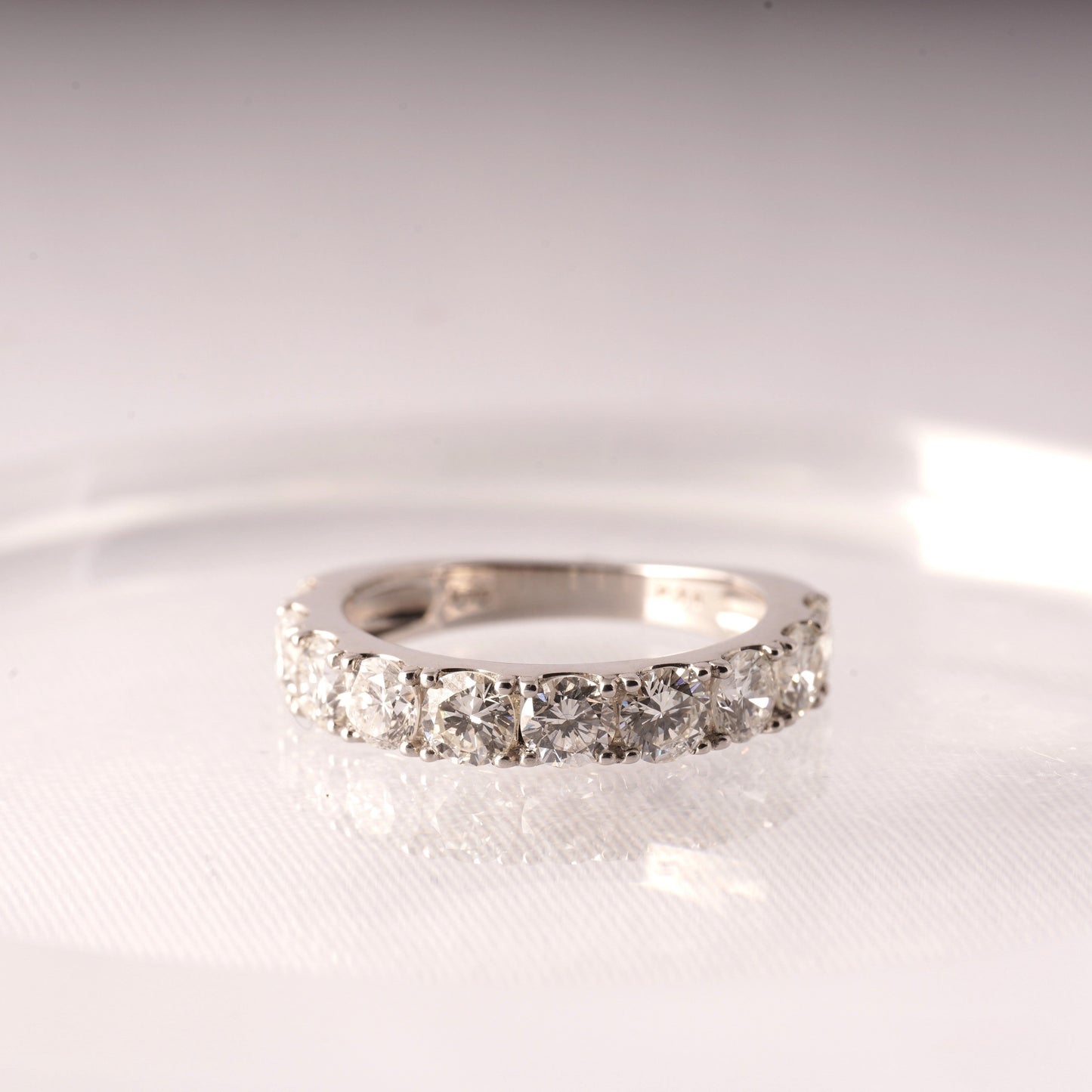 THE HALFETERNITY 2.0CT