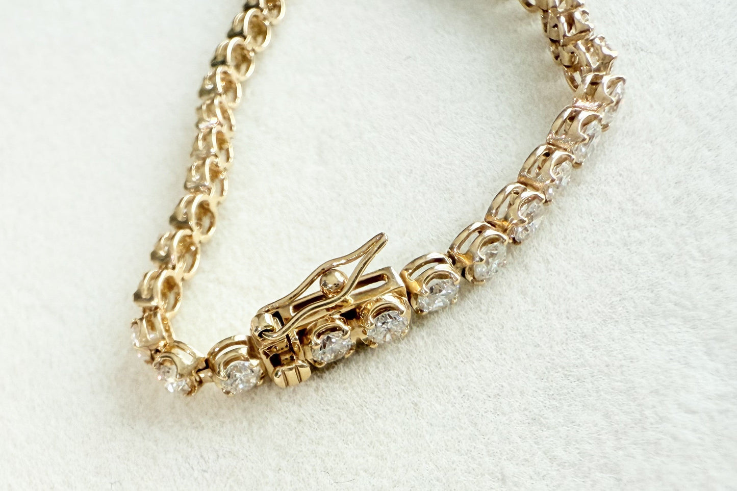 THE TENIBURE 3.0ct
