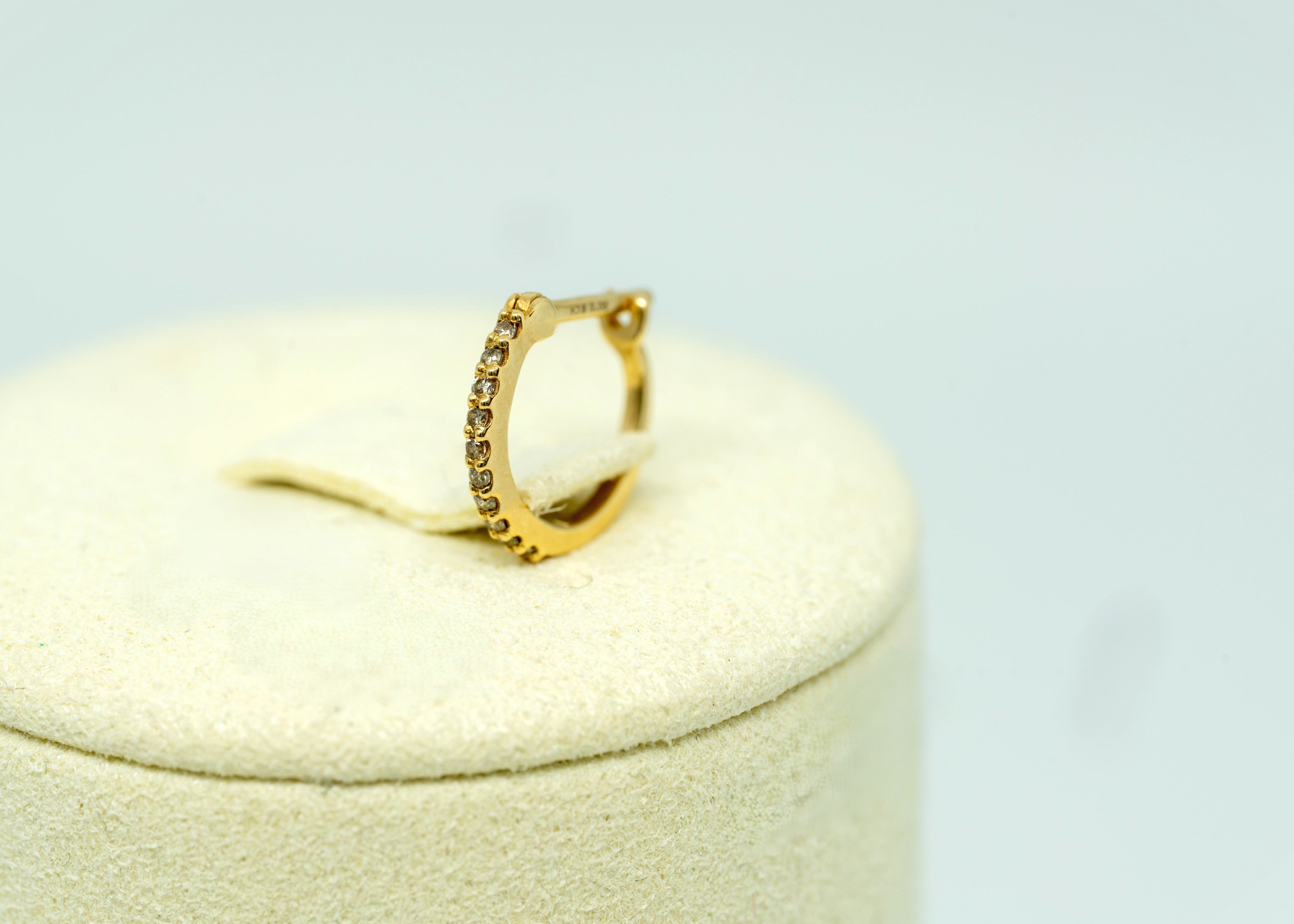 新品・未使用★cuddle　THIRD HOOP　18Kダイヤモンドピアス THIRD HOOP – cuddle-jewelry