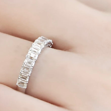 エメラルドカットハーフエタニティ1.0ct　　　